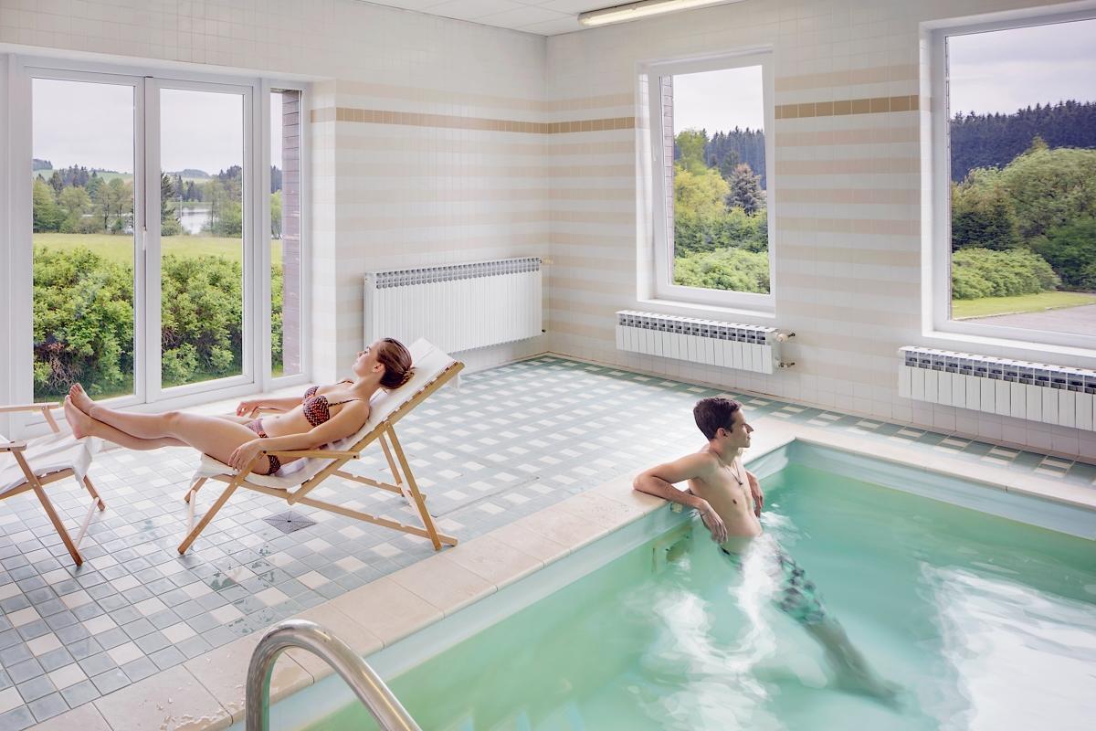 Hotel Skalsky Dvur بيستريس ناد بيرنستينيم المظهر الخارجي الصورة